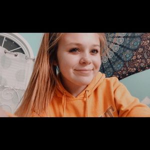 Meet your Posher, Madison